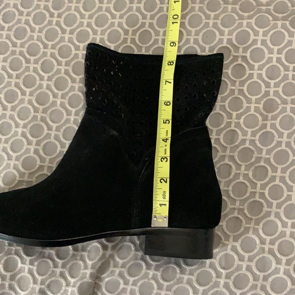 Women’s Michael Kors “Sunny” Suede Booties Size 11M EUC - Picture 13 of 13